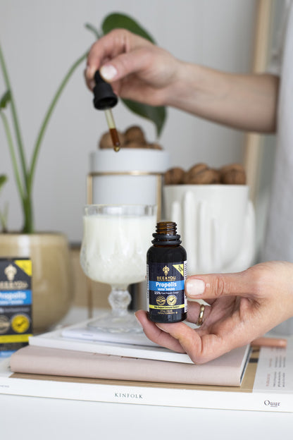 BEE&YOU 10% Pure Propolis Water Soluble Extract - High Potency - 30ml Zero Sugar - Zero Calorie - Natural Immune Support & Sore Throat Relief Antioxidants, Keto, Paleo, Gluten-Free